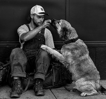 Homeless-man-with-dog